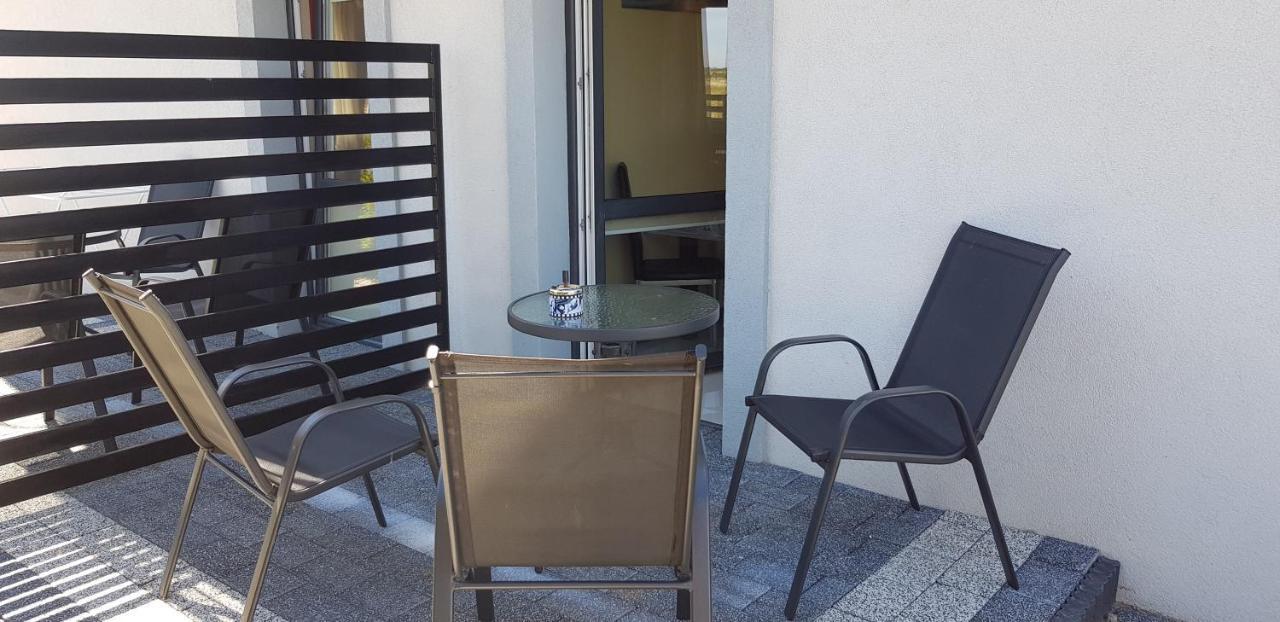 Apartamenty Maja -Pokoje - Domy Wakacyjne -Basen Podgrzewany -Jacuzzi - Sauna Leba Exteriér fotografie